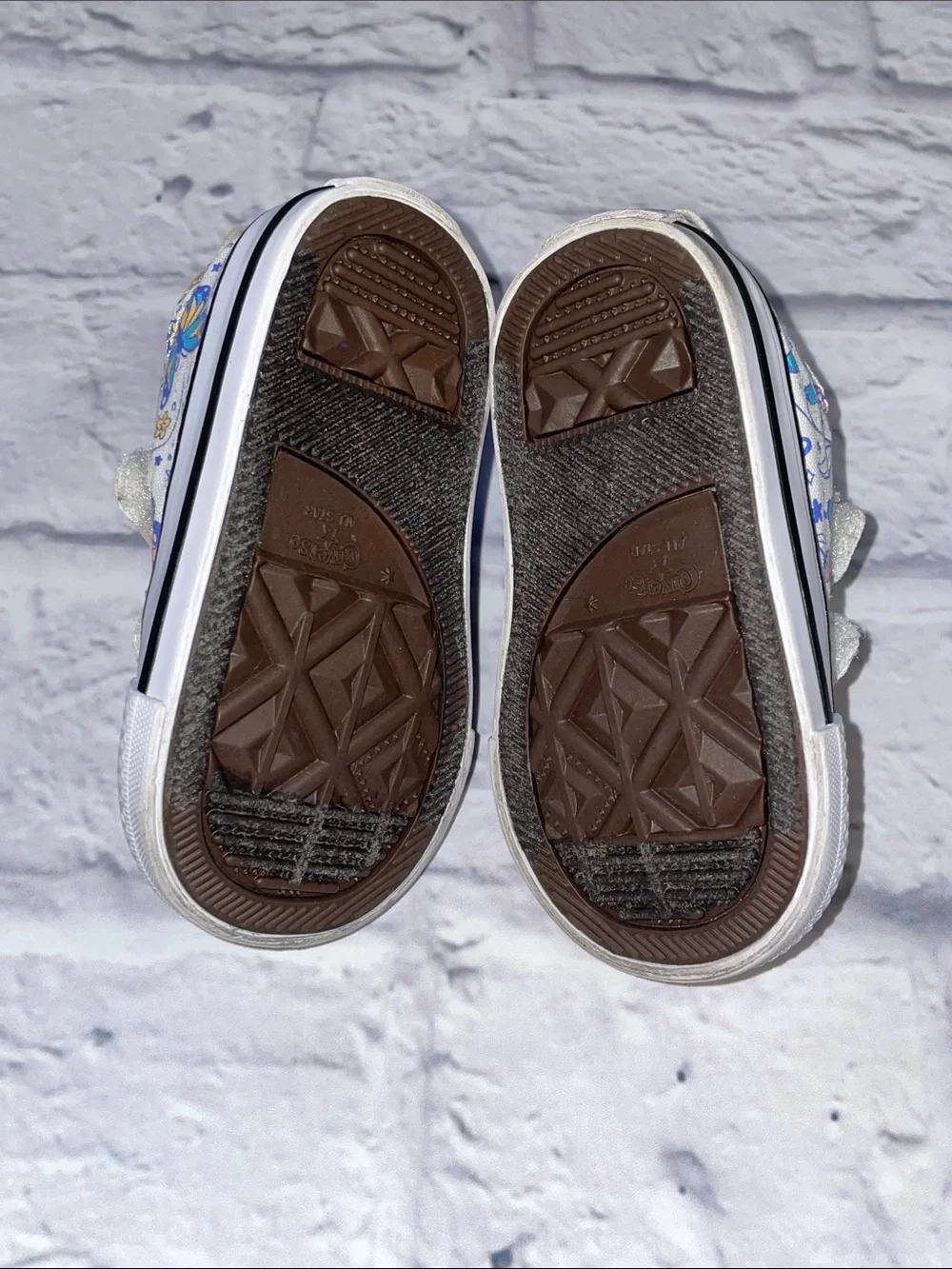 Converse Chuck Taylor All Star Low TD 'Butterfly'. Size 3